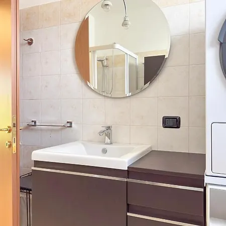 Apartment Lilac Cozy Retreat Angera